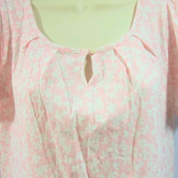 Chaps Womens Top Shirt Blouse Size M Pleated Front Floral Keyhole Pink White - Picture 3 of 4